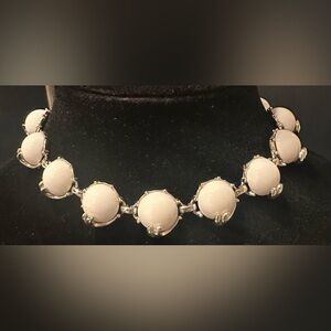 Vintage Signed Lisner White Lucite Plastic Rhinestone Silver Tone Chocker.